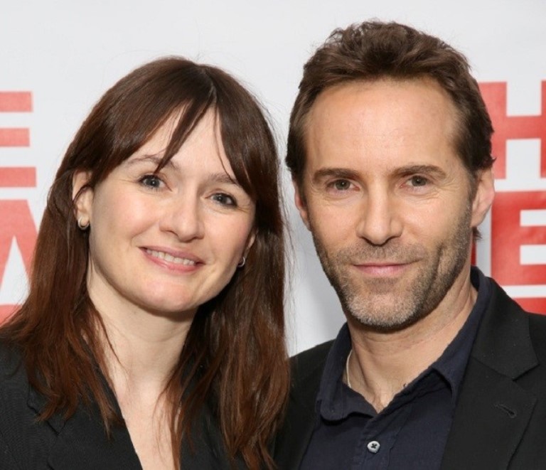 Who is Alessandro Nivola and Is He Married With Kids?