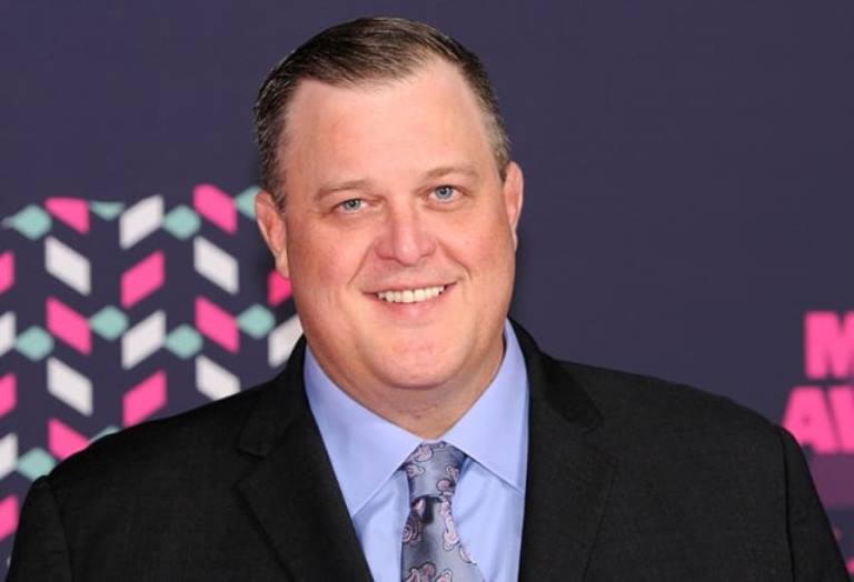 Billy Gardell – Bio, Wife, Weight, Height, Net Worth, Son, Family
