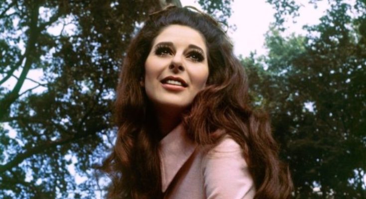 Bobbie Gentry – Bio, Spouse, Son, Net Worth, Where Is She Now, Is She Alive?