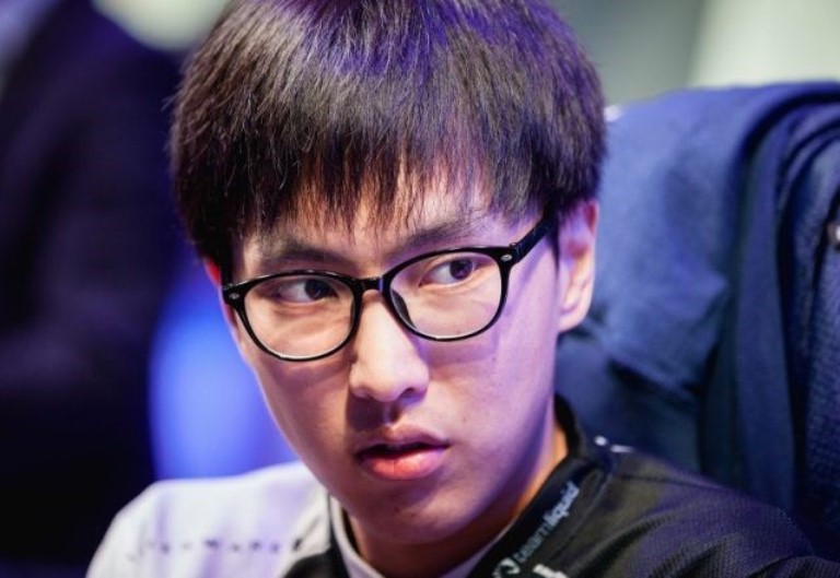 Doublelift – Bio, Brother, Parents, Family, Girlfriend, Age, Height, Net Worth