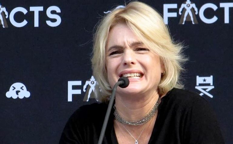5 Facts You Must Know About Erika Eleniak – The American-Canadian Actress