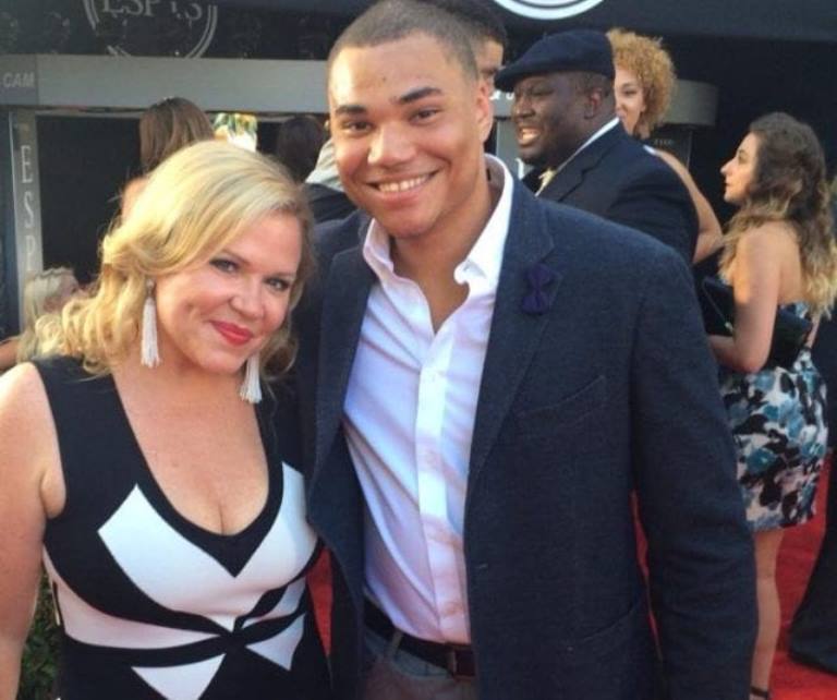 Holly Rowe – Bio, Married, Husband, Son, Gay, Does She Have Cancer?