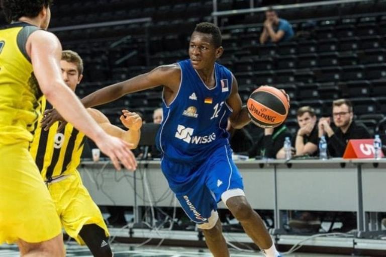 Who Is Isaac Bonga? Height, Weight, 6 Other Things You Need To Know