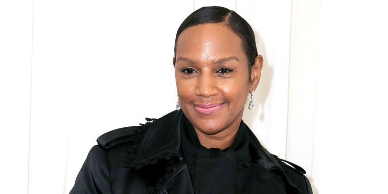 Jackie Christie Daughters, Age, Kids, Net Worth, Wiki, Husband, Son
