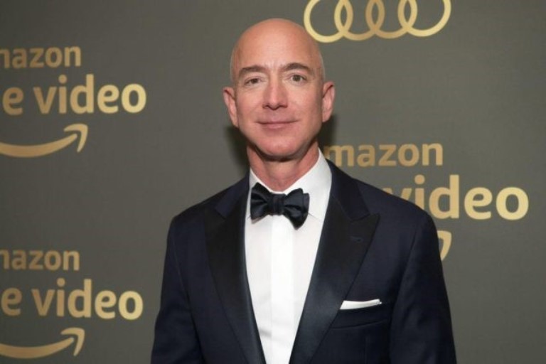 Jeff Bezos Net Worth, Wife, Children, Family Facts, Salary, House, and Cars