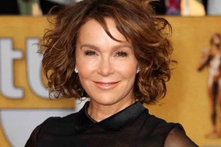 All You Must Know About Jennifer Grey, Her Net Worth, Husband and Plastic Surgery