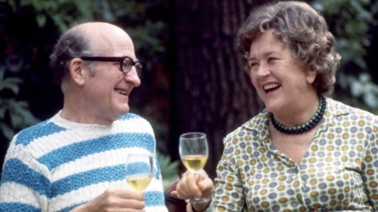 Lesser Known Facts About Julia Child, Her Height, Age, Husband and Children