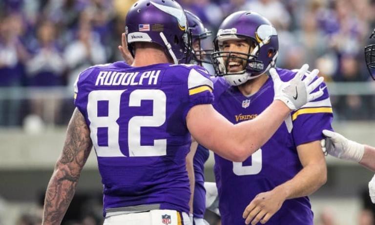 Kyle Rudolph – Bio, Wife, Kids, Family, Height, Weight, Body Stats