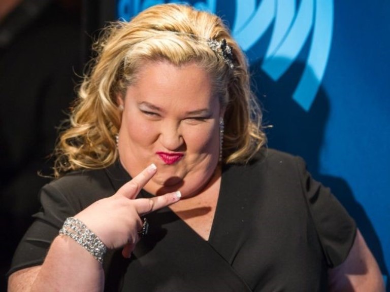 Is Mama June Pregnant, How Much Weight Has She Lost, How Did She Achieve That?