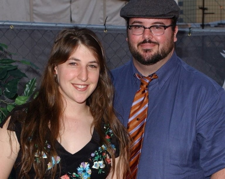 Who Is Michael Stone, What Was His Relationship With Mayim Bialik?