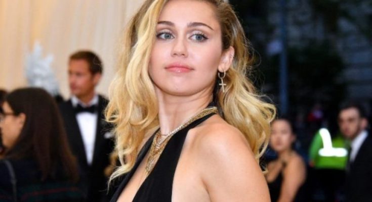 How Old is Miley Cyrus and How Long Has She Been a Singer?