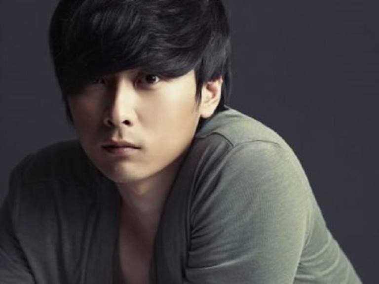 Min Kyung Hoon Biography, Wife, Family, Height, Age