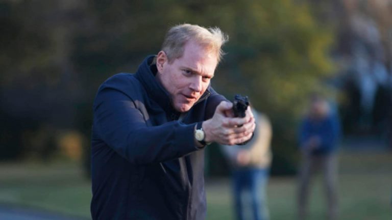 Noah Emmerich – Biography and 5 Quick Facts You Need to Know