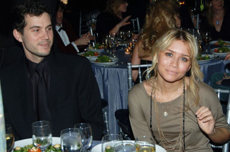Who Is Ashley Olsen Dating – Her Boyfriend, Husband And Relationships 