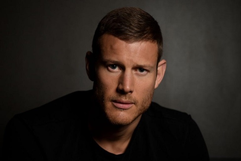 Tom Hopper – Height, Wife, Age, Children, Family, Facts