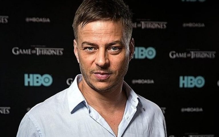 Is Tom Wlaschiha Married, Who Is His Wife? Is He Gay? 