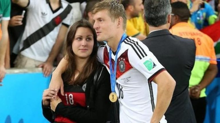 Toni Kroos Wife, Age, Height, Weight, Salary, Brother, Family