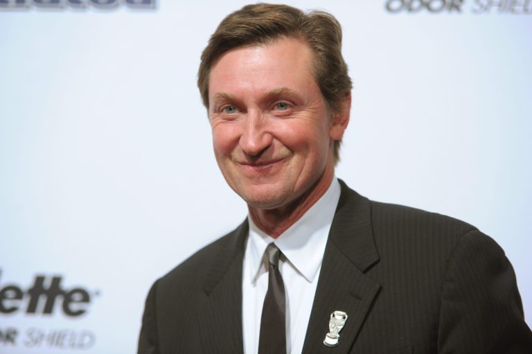 Wayne Gretzky Daughter, Wife, Son, Family, Net Worth, Height