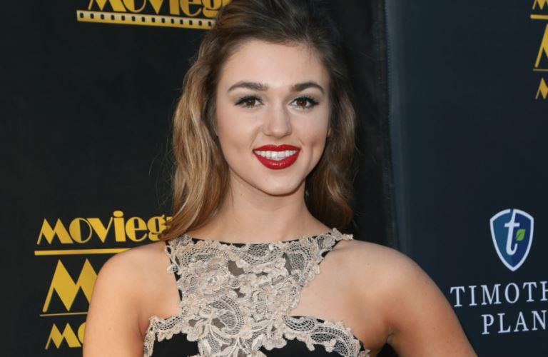 Sadie Robertson’s Height, Weight And Body Measurements