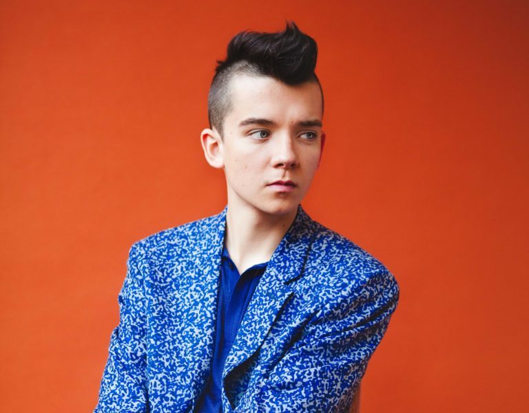 Asa Butterfield Biography, Age, Height, Net Worth, Girlfriend and Other Facts