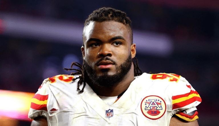 Dontari Poe Weight, Height, Body Measurements, Bio, Other Facts