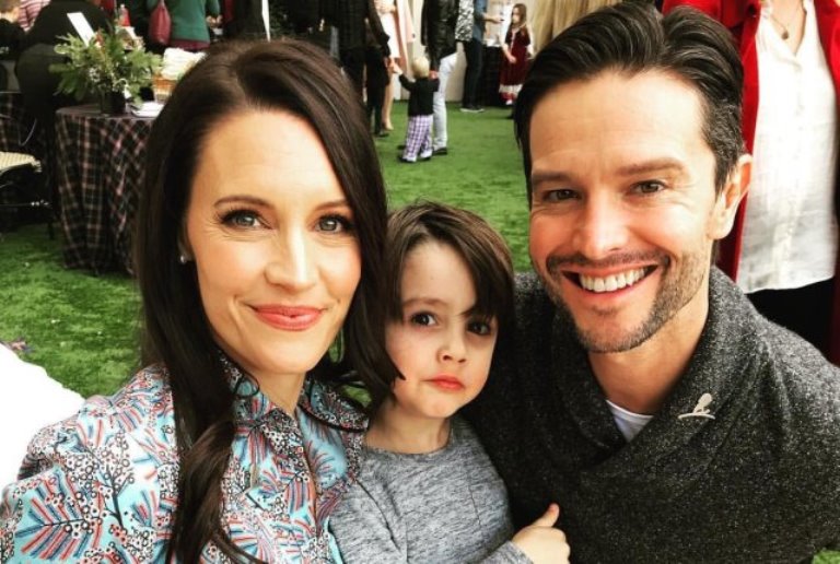 Jason Behr – Biography, Wife – KaDee Strickland, Movies and TV Shows