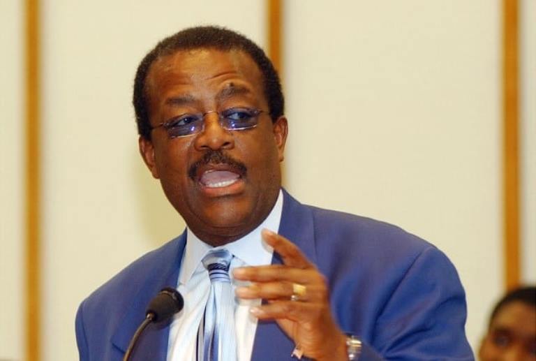 Johnnie Cochran – Bio, Wife, Death, Double Life And History Of Domestic Abuse