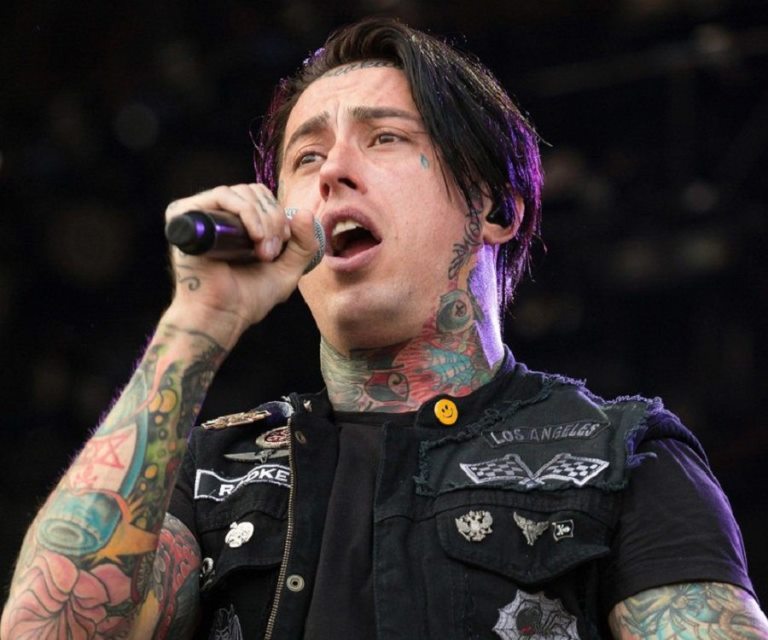 Ronnie Radke Bio, Facts, Quotes, Baby, Brother, Net Worth, Daughter, Tattoos