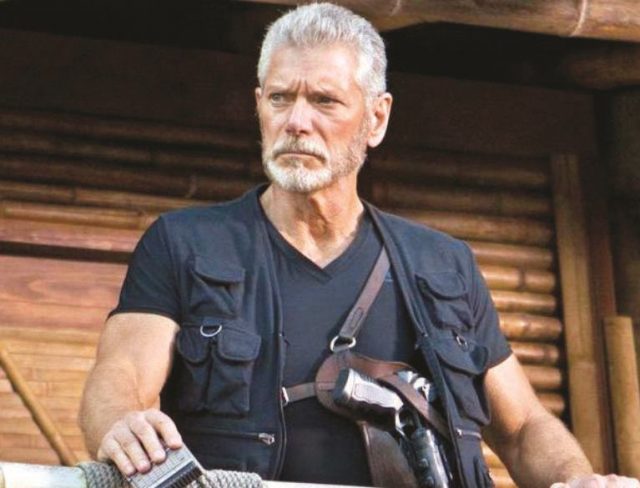 Stephen Lang Body Measurements, Height, Age, Wife, Net Worth