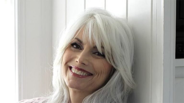 Who is Emmylou Harris, Her Husband, Age, Height, Daughter and Other Facts