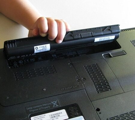 Cara Cek Kondisi Baterai Laptop Biar Tetap Awet dan Nggak Tiba-Tiba Drop