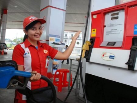 BBM Makin Mahal? Ini Cara Hemat Bensin Saat Mudik Biar Dompet Aman