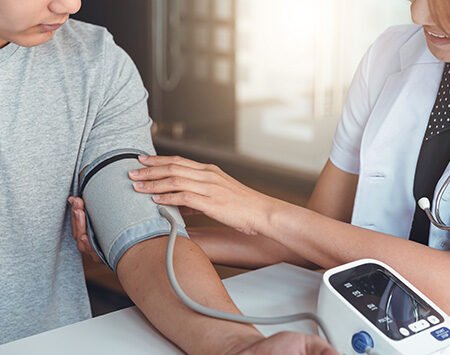 Tips Mengatasi Hipertensi, Cara Santai Biar Tekanan Darah Tetap Stabil