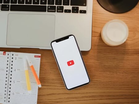 Stop Distraksi! Cara Efektif Blokir YouTube dan Sosmed Saat Jam Kerja di Kantor