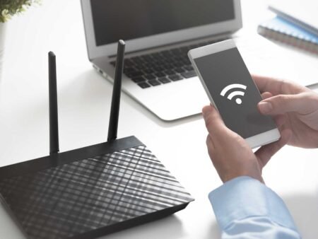Cara Memperkuat Sinyal WiFi Biar Internet Ngebut Tanpa Drama