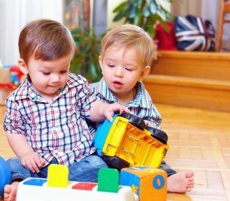 Tips Memilih Mainan Anak yang Aman dan Tetap Seru Dimainkan