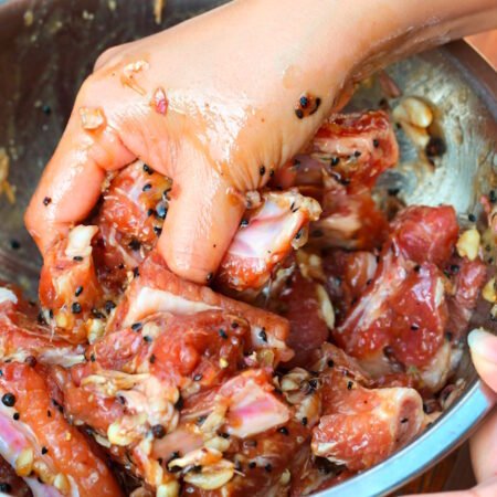 Daging Kambing Empuk dan Nggak Prengus? Coba Trik Simpel Ini di Rumah