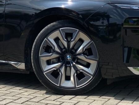 Apa Itu Radial Crack pada Ban Mobil? Kenali Penyebab dan Cara Mengatasinya
